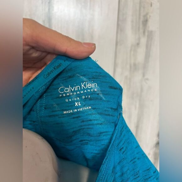 Calvin Klein top - Picture 5 of 6